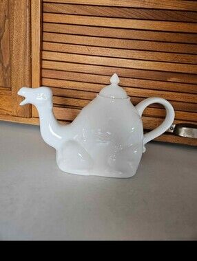 Cordon Bleu Camel Teapot